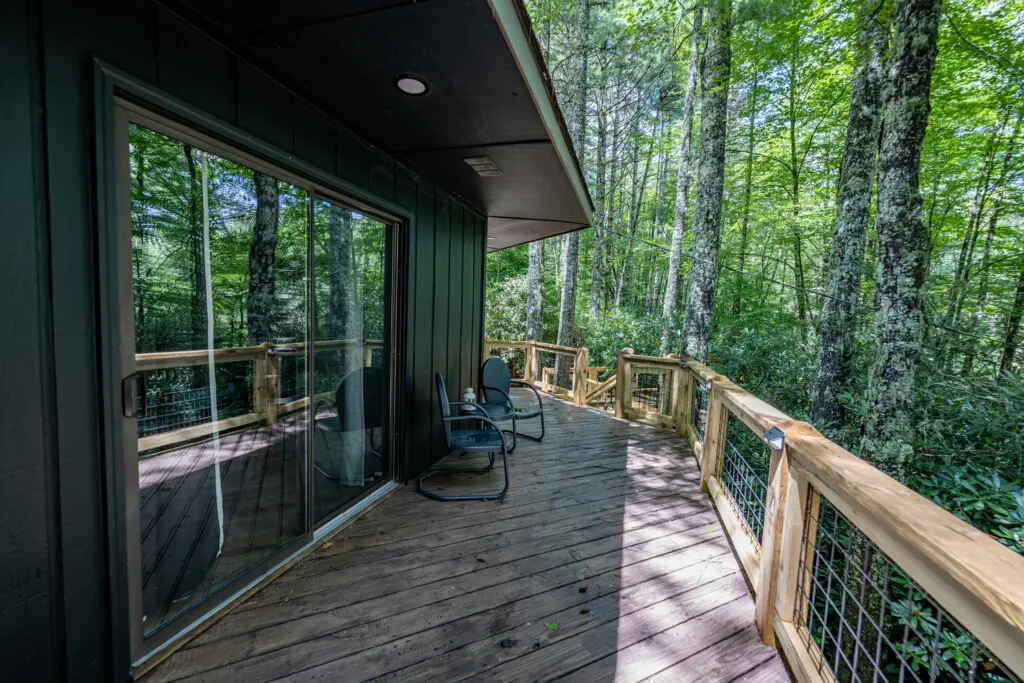 69 Hemlock Rd 8 10 2023 5491