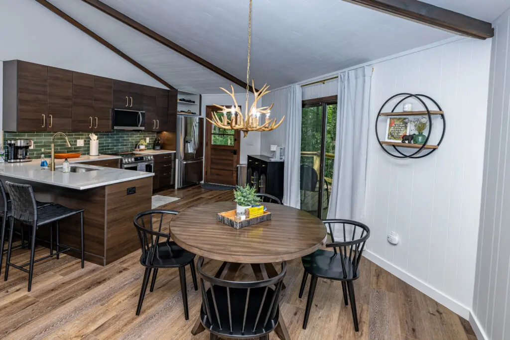 69 Hemlock Rd 8 10 2023 5529