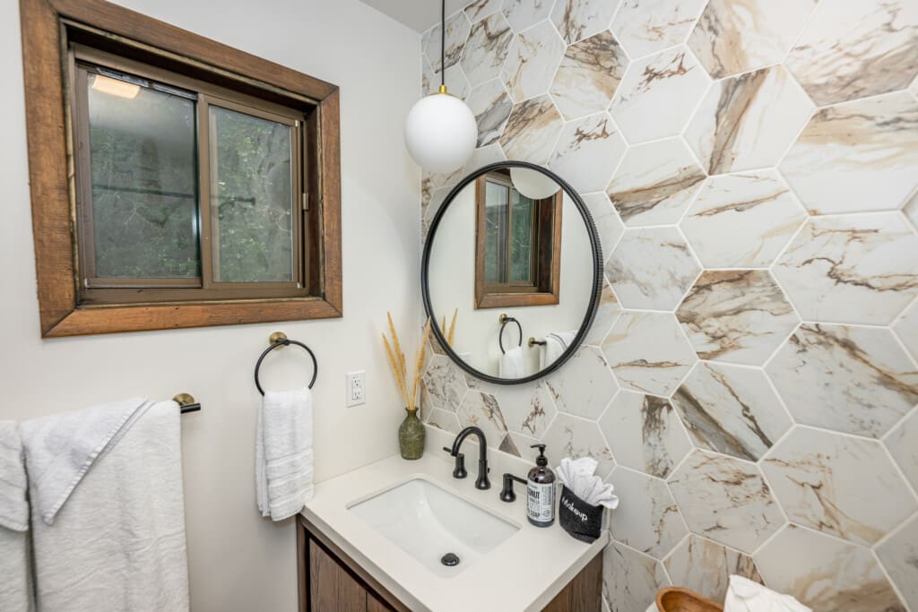 69 Hemlock Rd 8 10 2023 5553