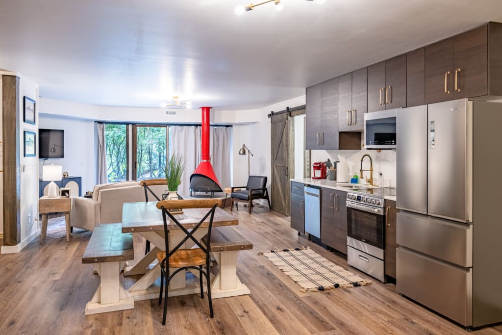 69 Hemlock Rd 8 10 2023 8